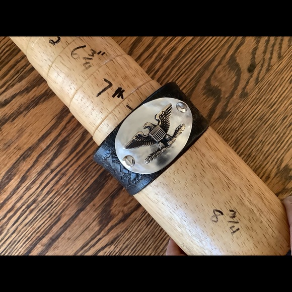 Leather cuff, up to 8’ wrist - Picture 8 of 9